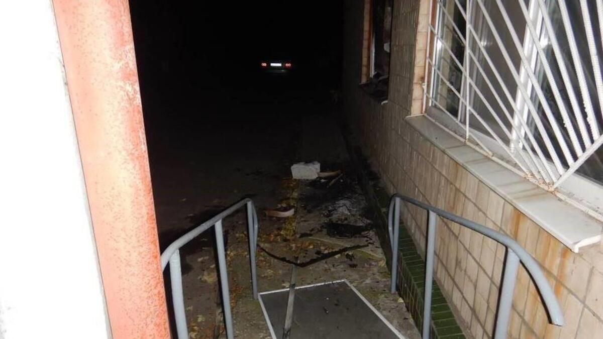 На Николаевщине подожгли поселковый совет: сгорели документы На Николаевщине подожгли поселковый совет: сгорели документы