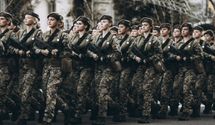 Должны ли украинские женщины обязательно служить в армии: интересный опрос