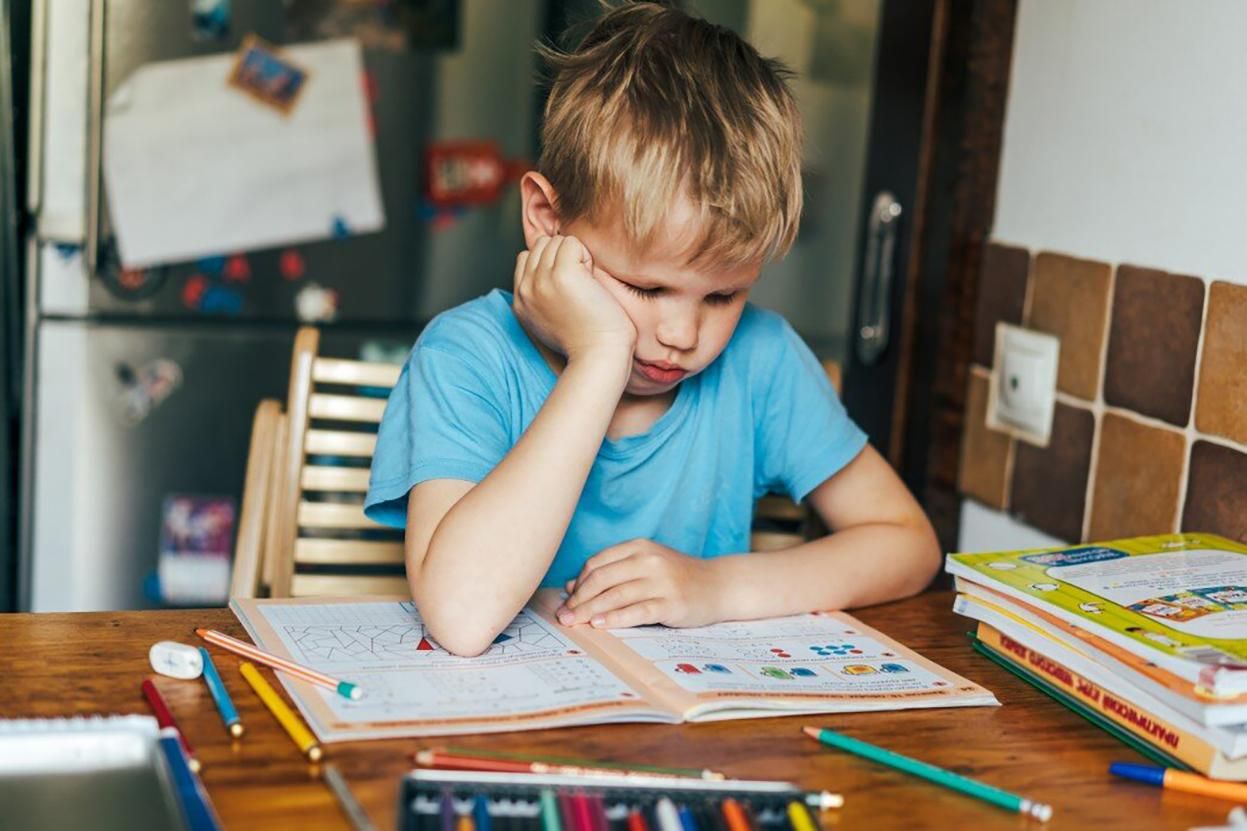 Чи мають батьки купувати друковані зошити дітям на навчання: пояснення - Новини Сум - Освіта Чи мають батьки купувати друковані зошити дітям на навчання: пояснення - Новини Сум - Освіта