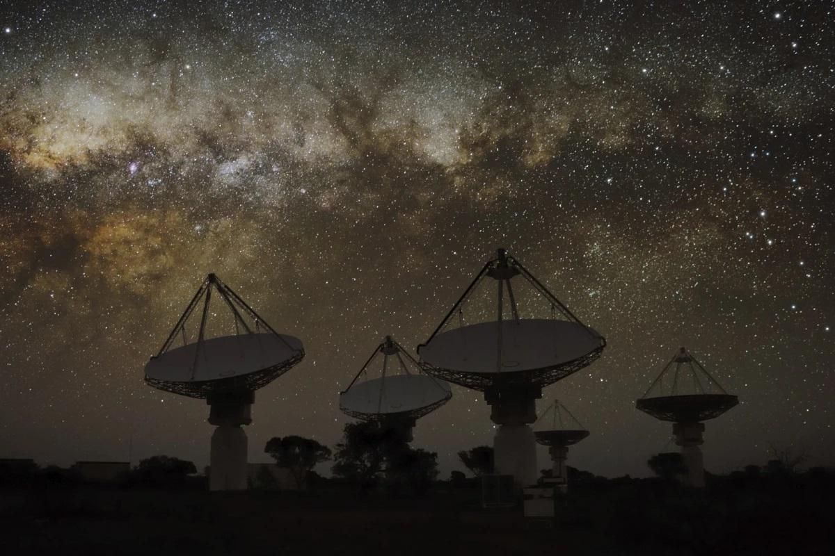 "Таємничі" радіосигнали з космосу допоможуть вченим відкрити нові планети - Новини технологій - Техно