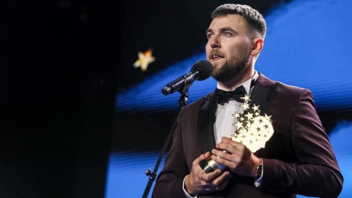 Через помилки в піснях, лате й піцу: лайфхаки, як найкращий вчитель навчає дітей української - Україна новини - Освіта Через помилки в піснях, лате й піцу: лайфхаки, як найкращий вчитель навчає дітей української - Україна новини - Освіта