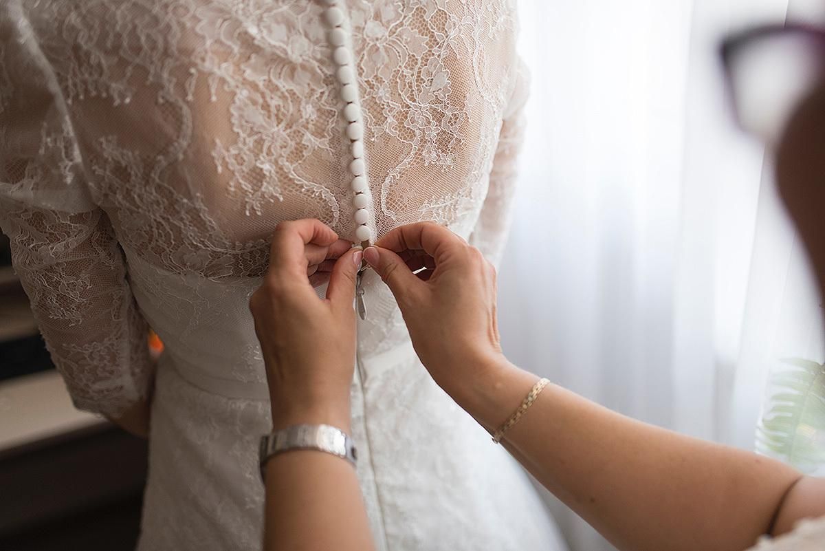 Хотела женить на дагестанце: в Швеции осудили женщину, которая насильно удерживала дочь 