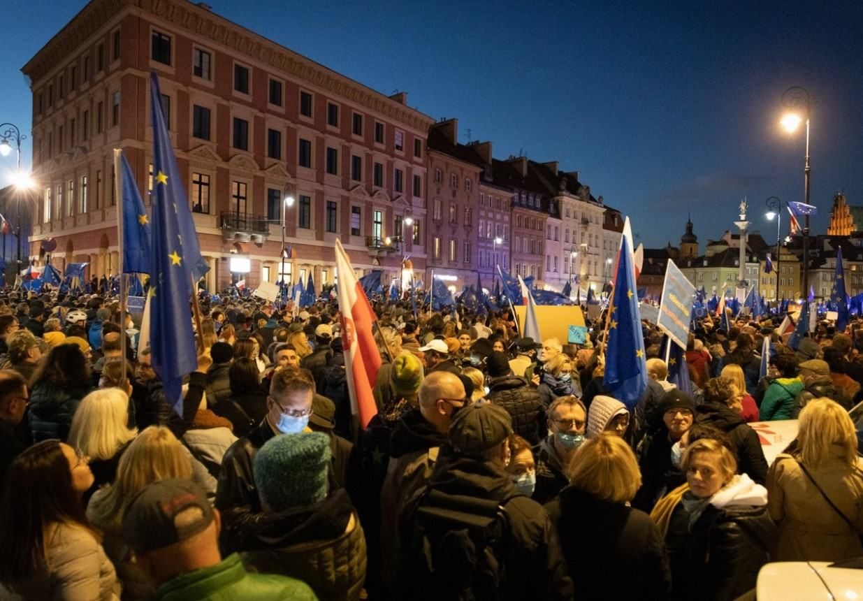 Правила ЕС теряют приоритет на территории Польши - 24 Канал Правила ЕС теряют приоритет на территории Польши - 24 Канал