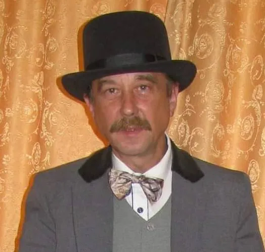Помер відомий львівський екскурсовод Василь Радковець Помер відомий львівський екскурсовод Василь Радковець