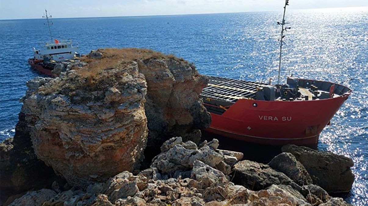 У Чорному морі затонуло судно з хімікатами: це може загрожувати екологічною катастрофою - Україна новини - 24 Канал