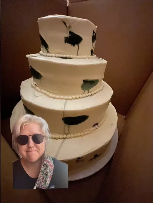 Замість вишуканого весільного торта наречена отримала провал 