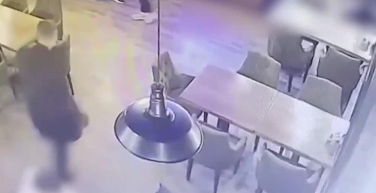 Появилось видео последних минут жизни нардепа Полякова Появилось видео последних минут жизни нардепа Полякова