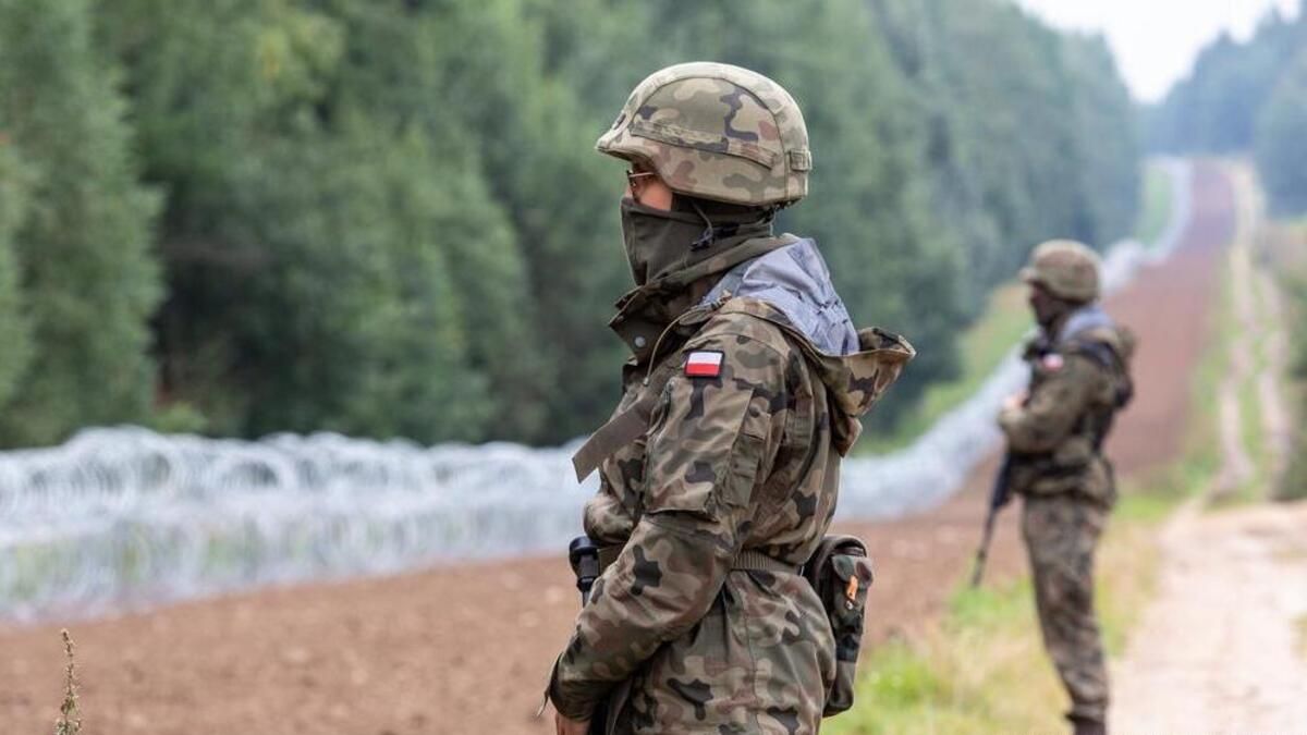 Польша хочет построить высокое заграждение на границе с Беларусью