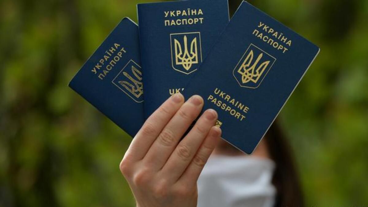 Подвійне громадянство: до Ради невдовзі можуть внести законопроєкт - Україна новини - 24 Канал