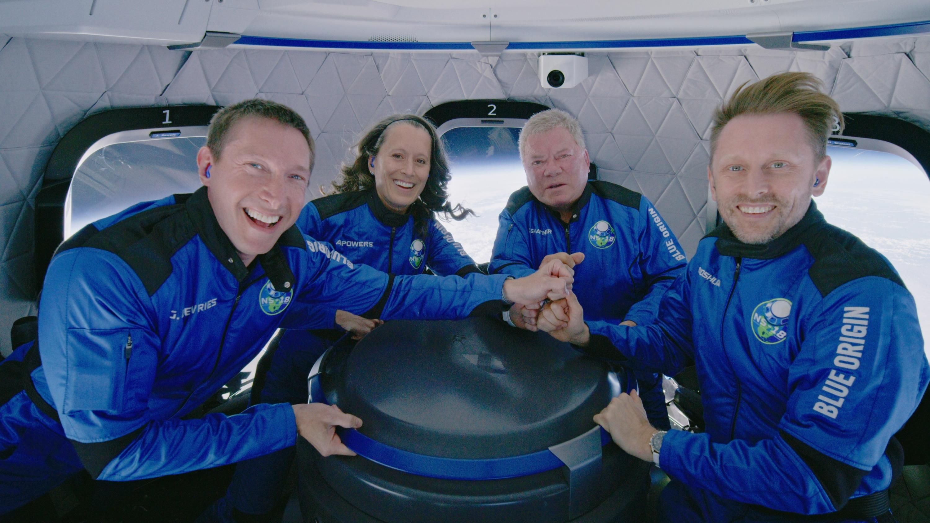 Капитан Кирк в космосе: Blue Origin Джеффа Безоса осуществила вторую туристическую миссию