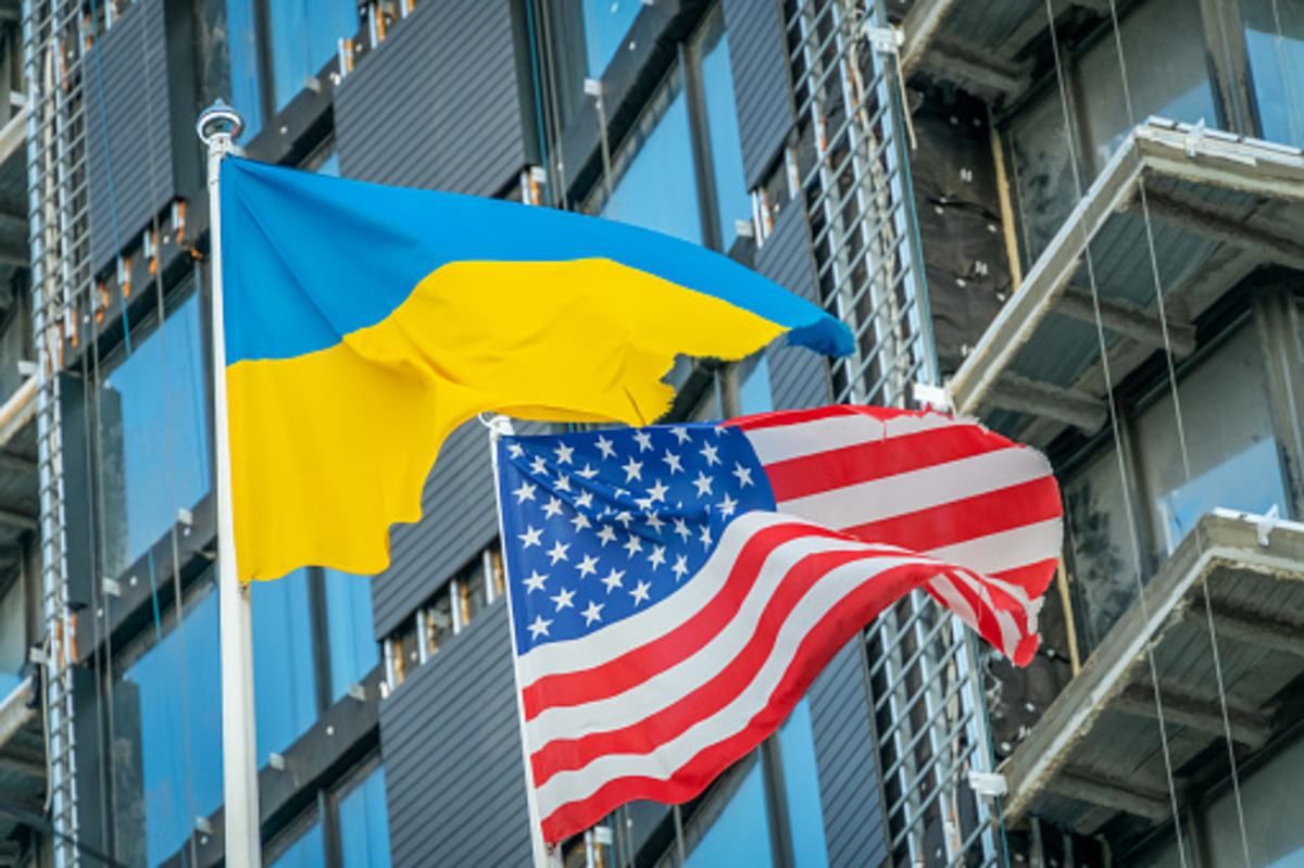 "Віддаємо шану хоробрим синам та донькам": США привітали Україну з Днем захисників і захисниць - Україна новини - 24 Канал