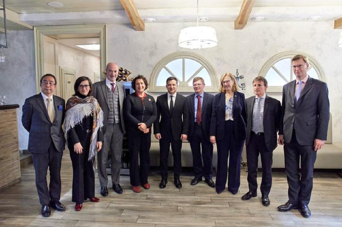 Посли G7 вітають рішучість Зеленського у проведенні судової реформи в Україні - 24 Канал Посли G7 вітають рішучість Зеленського у проведенні судової реформи в Україні - 24 Канал