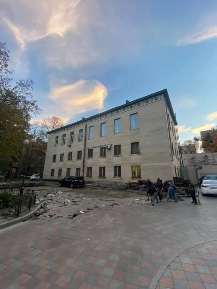 Під вікнами Офісу Президента з'явиться 15-поверхівка Під вікнами Офісу Президента з'явиться 15-поверхівка