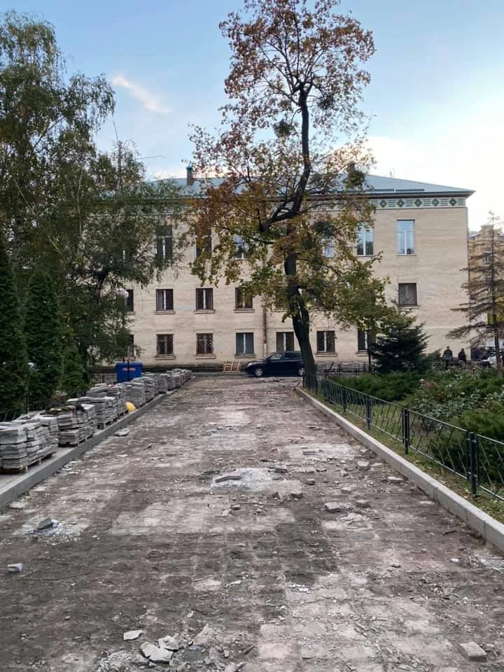 Під вікнами Офісу Президента з'явиться 15-поверхівка Під вікнами Офісу Президента з'явиться 15-поверхівка
