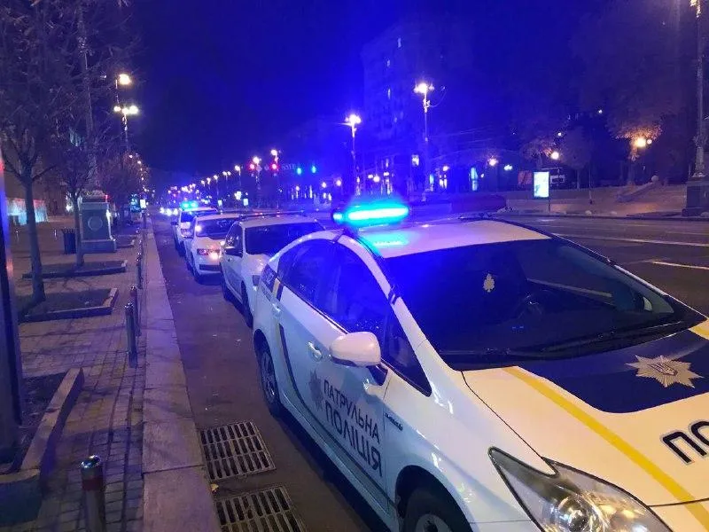 Стрілянина на Хрещатику: у барі в центрі Києва поранили людину Стрілянина на Хрещатику: у барі в центрі Києва поранили людину