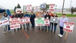 Медсестри, водії, викладачі: у США розпочався масовий страйк працівників