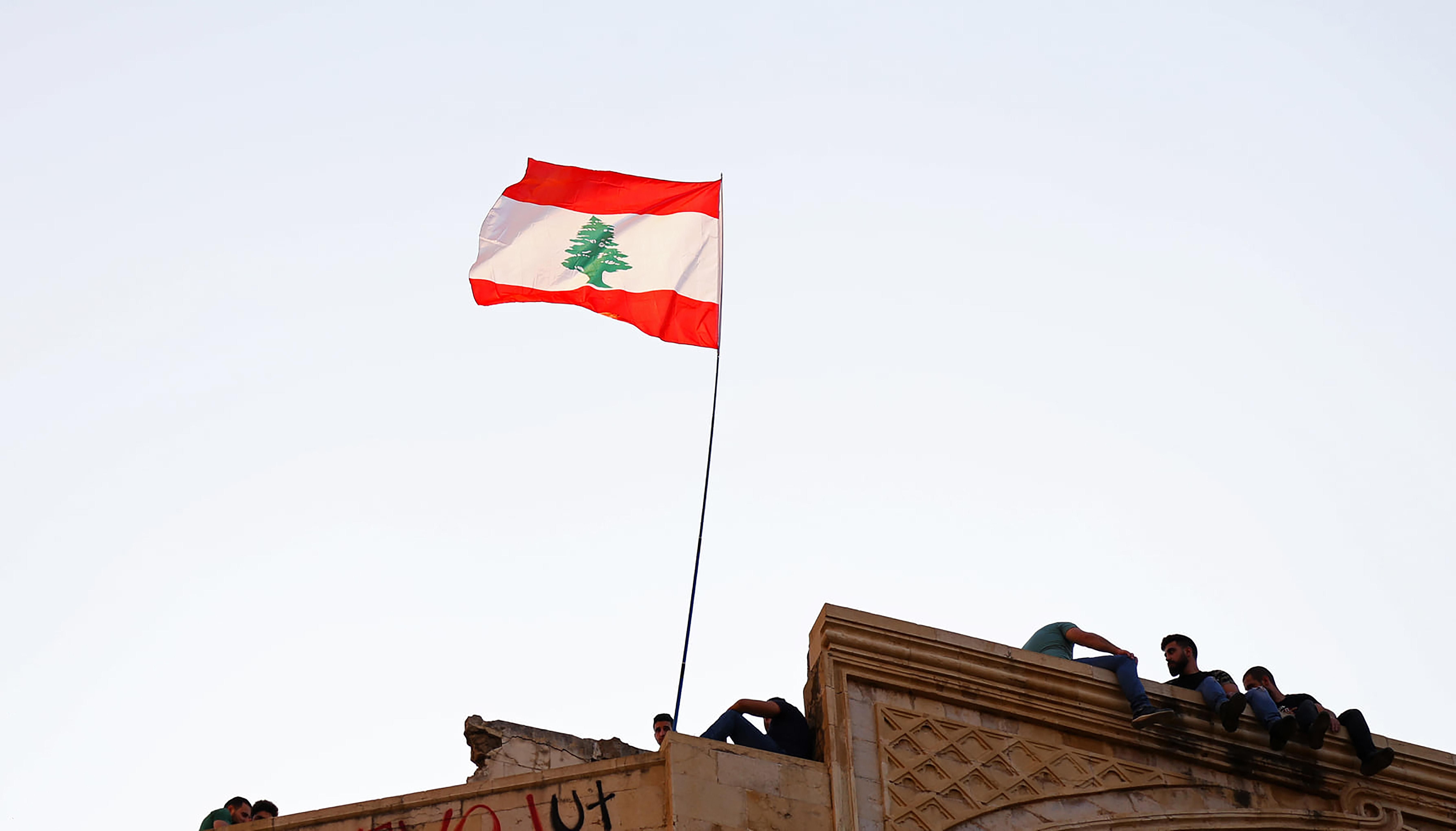После кровавых перестрелок в Бейруте: в Ливане объявили траур