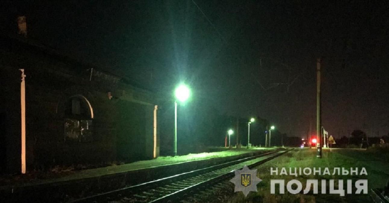 Трагедія на Вінниччині: потяг на смерть збив 15-річну дівчину - Україна новини - 24 Канал Трагедія на Вінниччині: потяг на смерть збив 15-річну дівчину - Україна новини - 24 Канал