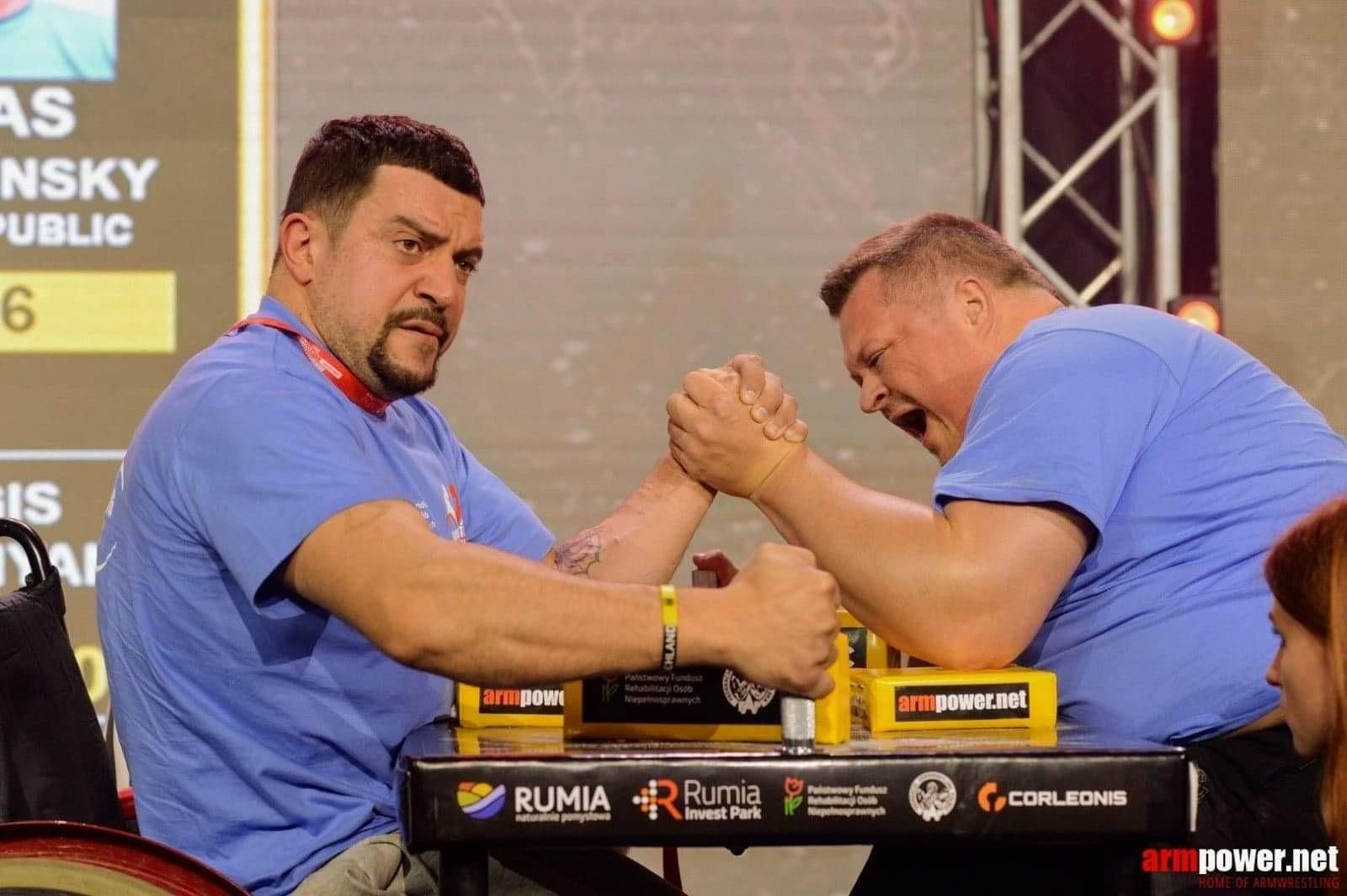 Рахує нагороди кілограмами: харків'янин на візку змагатиметься за відзнаку від Шварценеггера - Новини Харкова - 24 Канал Рахує нагороди кілограмами: харків'янин на візку змагатиметься за відзнаку від Шварценеггера - Новини Харкова - 24 Канал