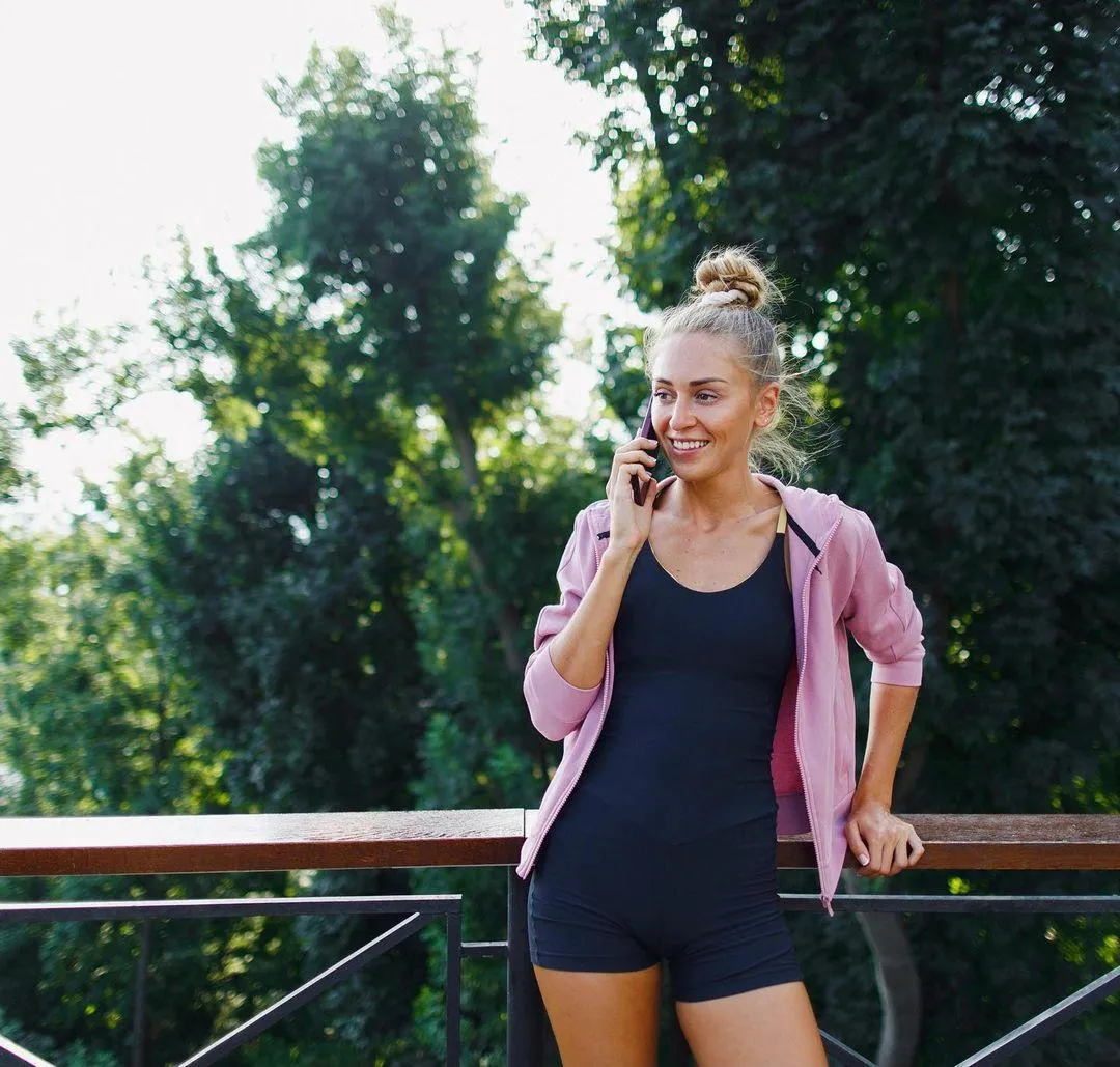 Дівчина брата Каті Осадчої Дівчина брата Каті Осадчої