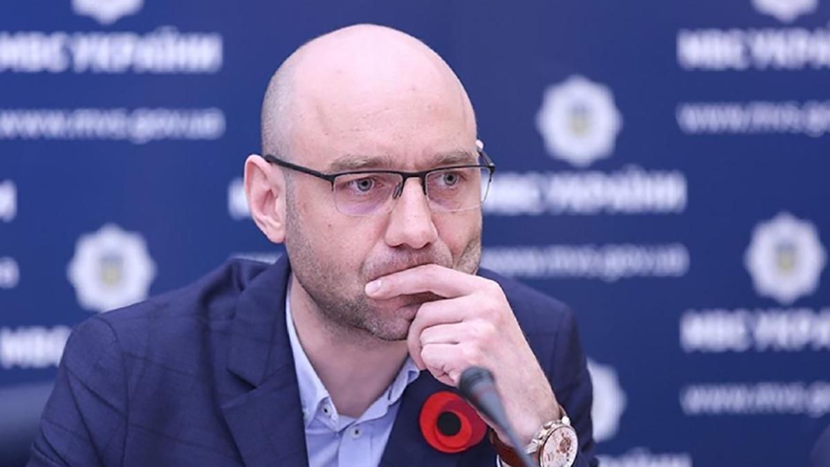 МВС в списку "злодіїв в законі" помилок не допускало, РНБО уточнює написання прізвищ, – Тракало - 24 Канал МВС в списку "злодіїв в законі" помилок не допускало, РНБО уточнює написання прізвищ, – Тракало - 24 Канал