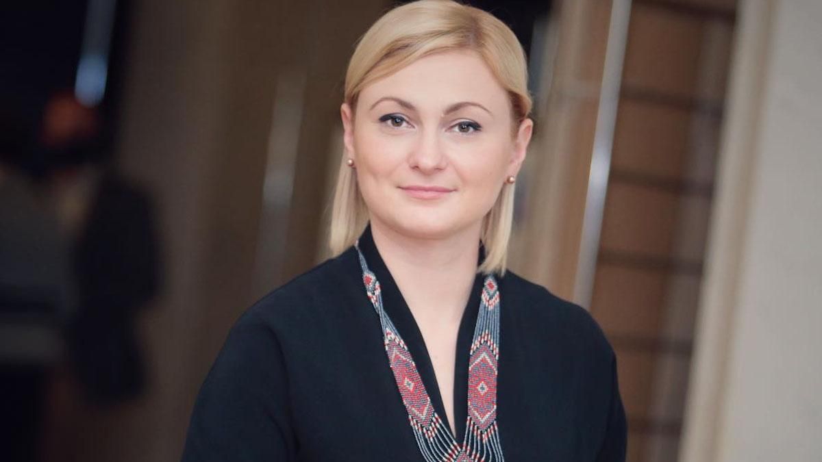 Головна тема – не кадрові зміни, – заступниця Арахамії про засідання "слуг" - 24 Канал Головна тема – не кадрові зміни, – заступниця Арахамії про засідання "слуг" - 24 Канал