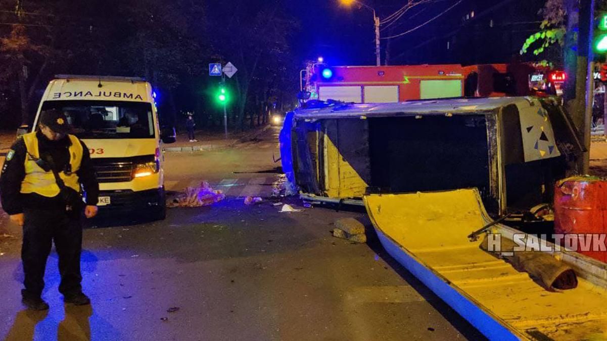 Попал под колеса собственного авто: в Харькове столкнулись грузовик и легковушка, есть жертва