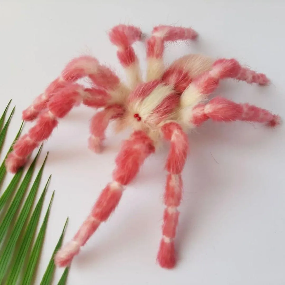 Плюшеві павуки Наталії Бондарєвої Плюшеві павуки Наталії Бондарєвої