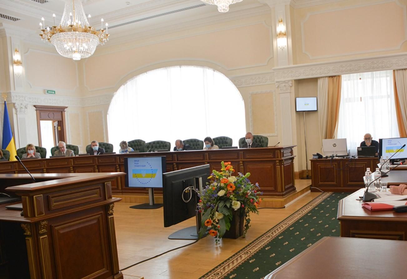 Международников пытаются "выбить" из конкурса, – Шабунин о судебной реформе Международников пытаются "выбить" из конкурса, – Шабунин о судебной реформе