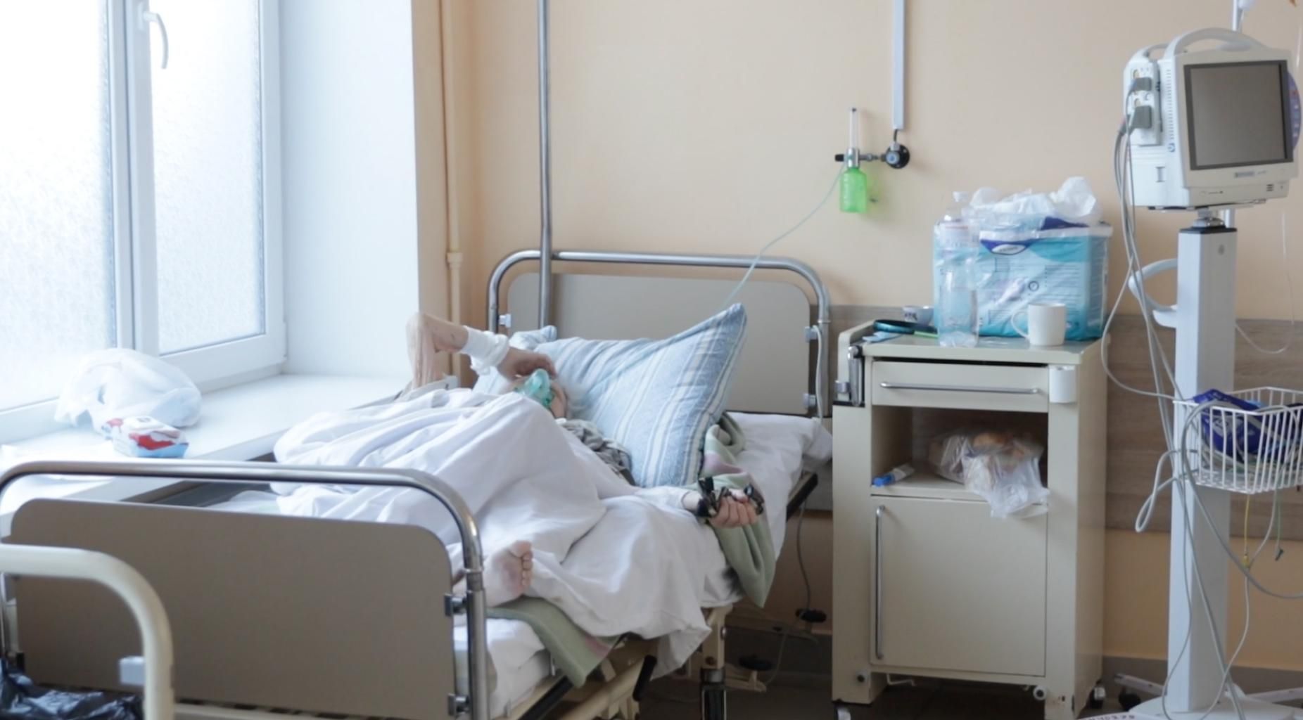 У Дніпровській лікарні Мечникова COVID-реанімація переповнена в кілька разів - Свіжі новини Дніпра - 24 Канал