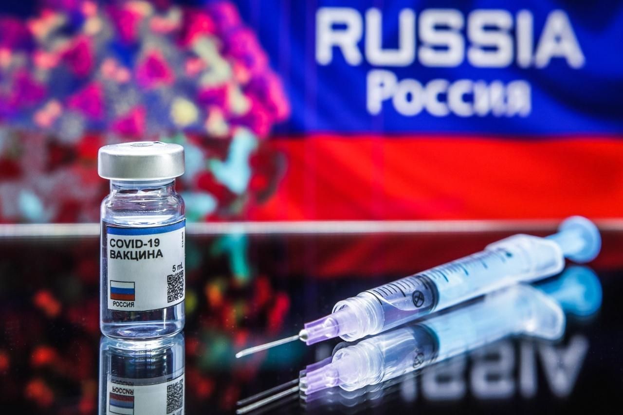 ВОЗ не спешит регистрировать "Спутник V": что не так с российской вакциной