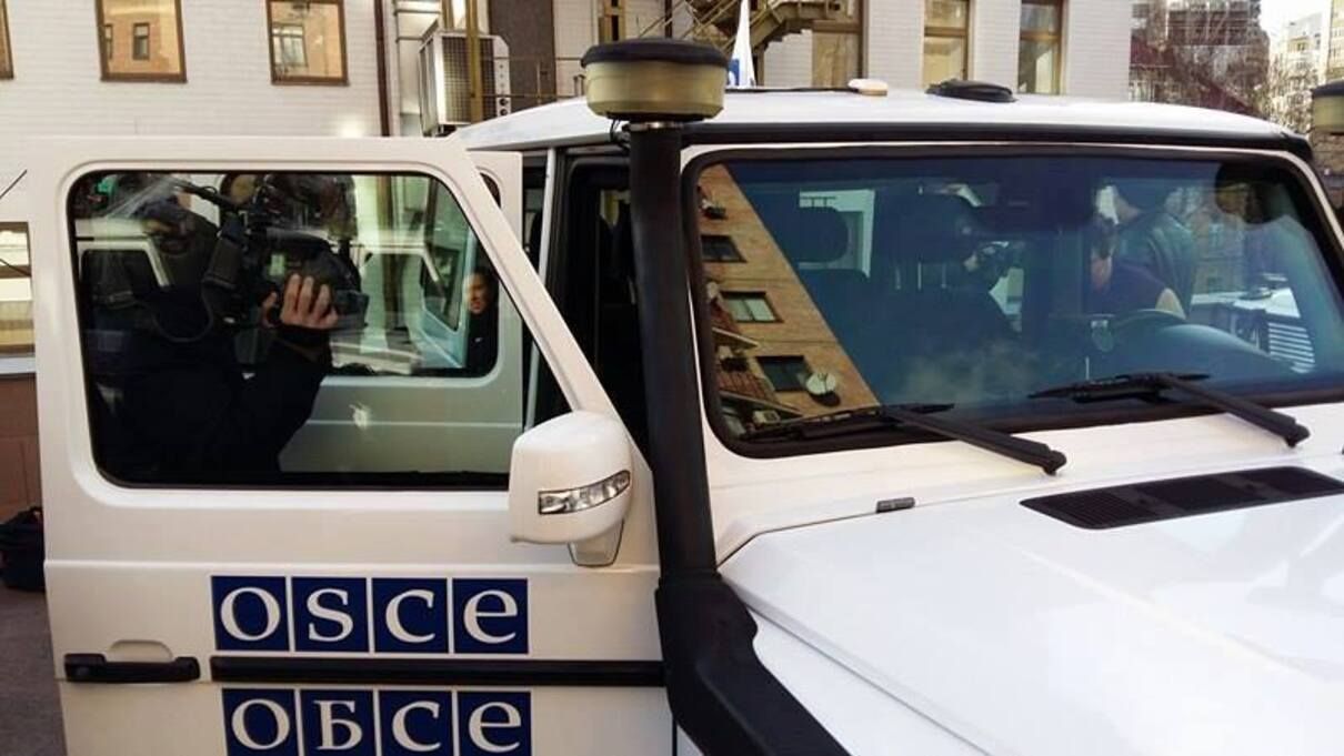 Виїхала перша за 4 дні автівка: окупанти у Горлівці припинили блокування місії ОБСЄ, – ЗМІ - Новини Горлівка - 24 Канал