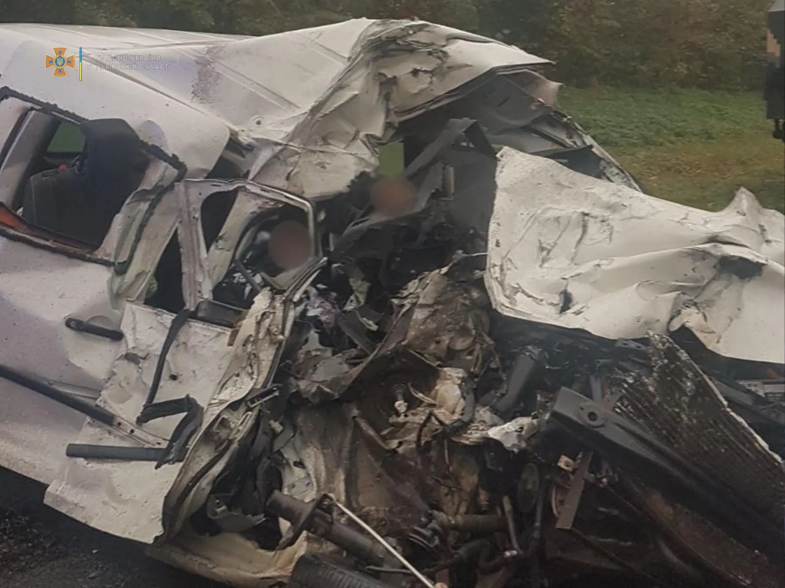 Загинули 2 людини: на Львівщині сталася ДТП за участю військових Загинули 2 людини: на Львівщині сталася ДТП за участю військових
