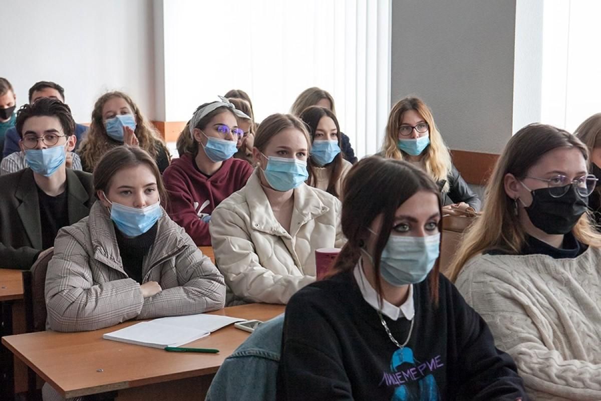 Очне, дистанційне та змішане: Харківський університет Каразіна змінив форму навчання - Новини Харків - Освіта Очне, дистанційне та змішане: Харківський університет Каразіна змінив форму навчання - Новини Харків - Освіта