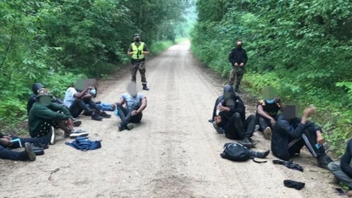 "Габридна алатка" на кордоні: Польща і Литва просять посилити санкції ЄС проти Білорусі - новини Білорусь - 24 Канал "Габридна алатка" на кордоні: Польща і Литва просять посилити санкції ЄС проти Білорусі - новини Білорусь - 24 Канал