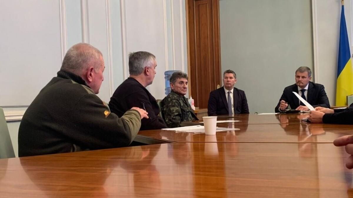 Пікет "афганців" під ОП: у Зеленського розповіли, про що домовились - Україна новини - 24 Канал Пікет "афганців" під ОП: у Зеленського розповіли, про що домовились - Україна новини - 24 Канал