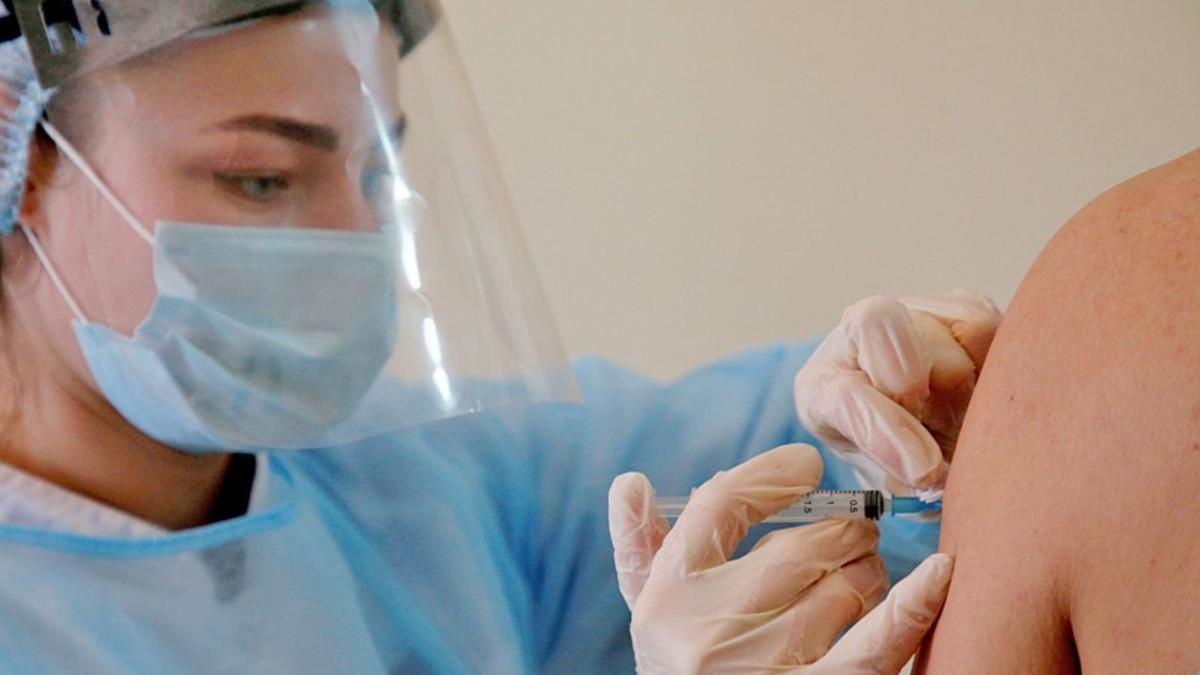 На Київщині вакцинувались від COVID-19 майже 100% вчителів - Новини Києва - Київ На Київщині вакцинувались від COVID-19 майже 100% вчителів - Новини Києва - Київ