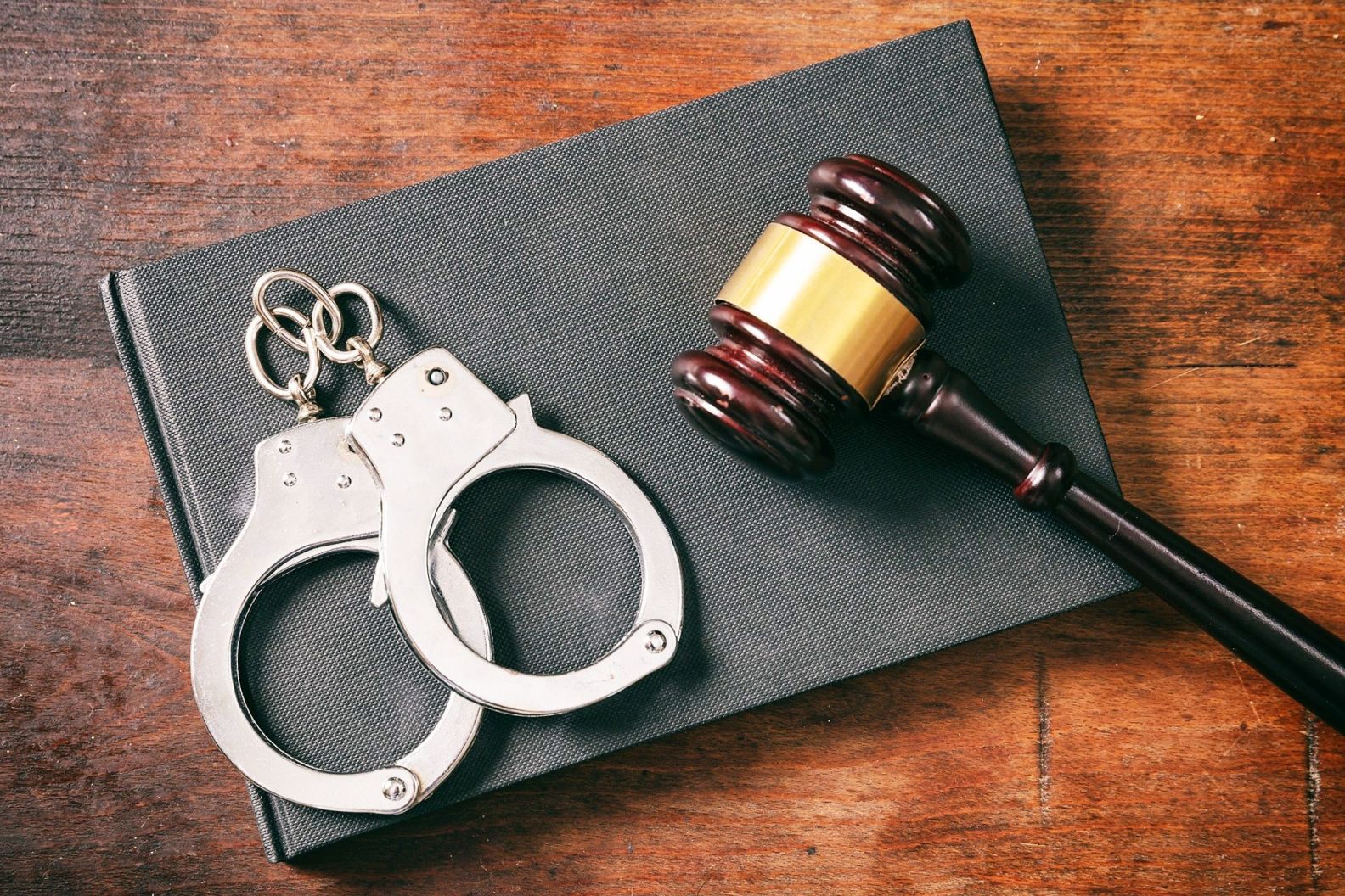 В Україні запустили освітній серіал про корупцію: чим він цікавий - Україна новини - Освіта В Україні запустили освітній серіал про корупцію: чим він цікавий - Україна новини - Освіта