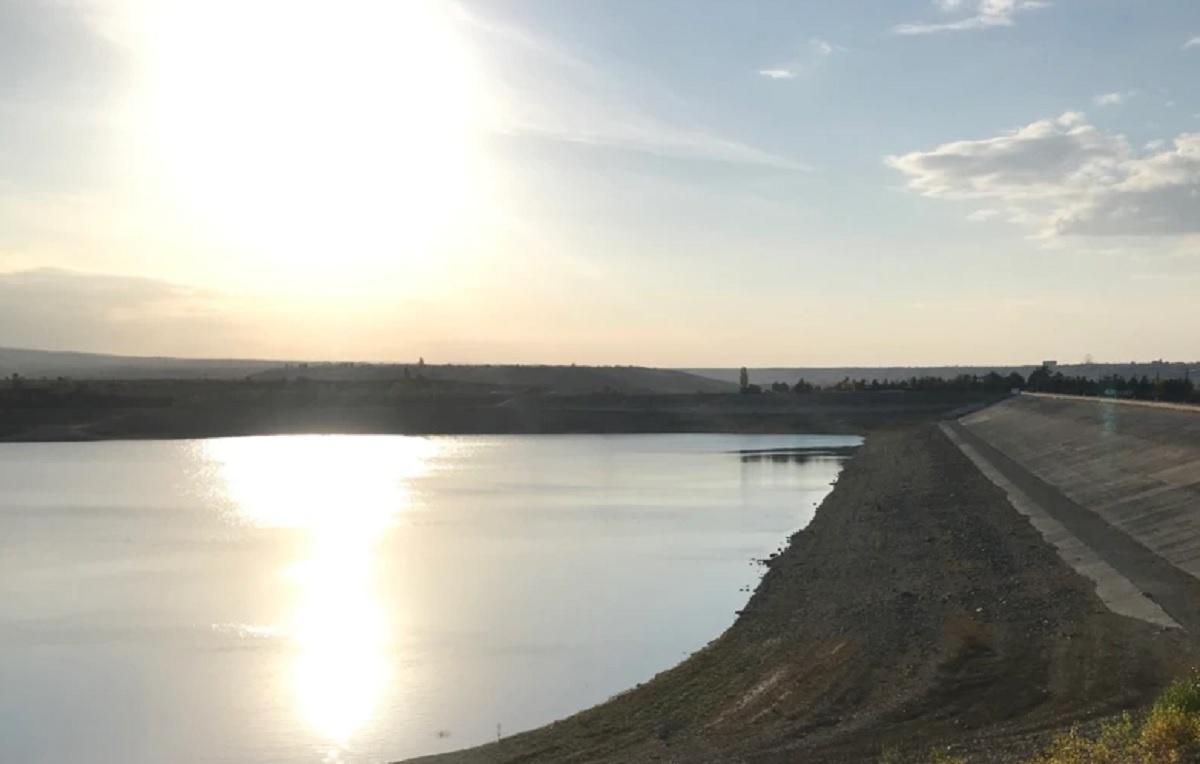 В окупованому Криму продовжують міліти водойми: сумні фото - Крим новини - 24 Канал В окупованому Криму продовжують міліти водойми: сумні фото - Крим новини - 24 Канал