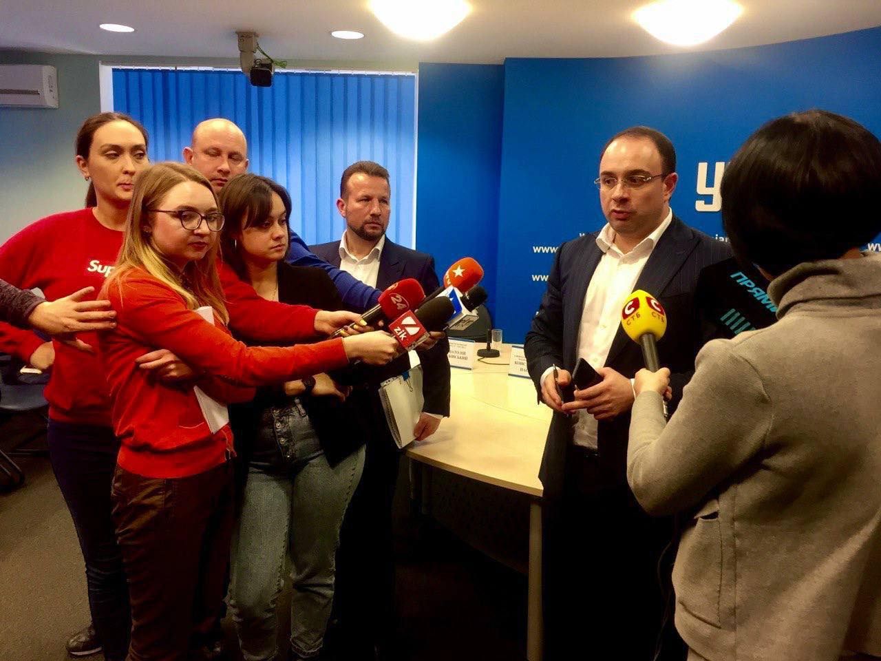 Ще кілька років у судах, аби держфінустанова займалася "обналом", – Дубровка щодо рішення ВСУ - Україна новини - 24 Канал Ще кілька років у судах, аби держфінустанова займалася "обналом", – Дубровка щодо рішення ВСУ - Україна новини - 24 Канал