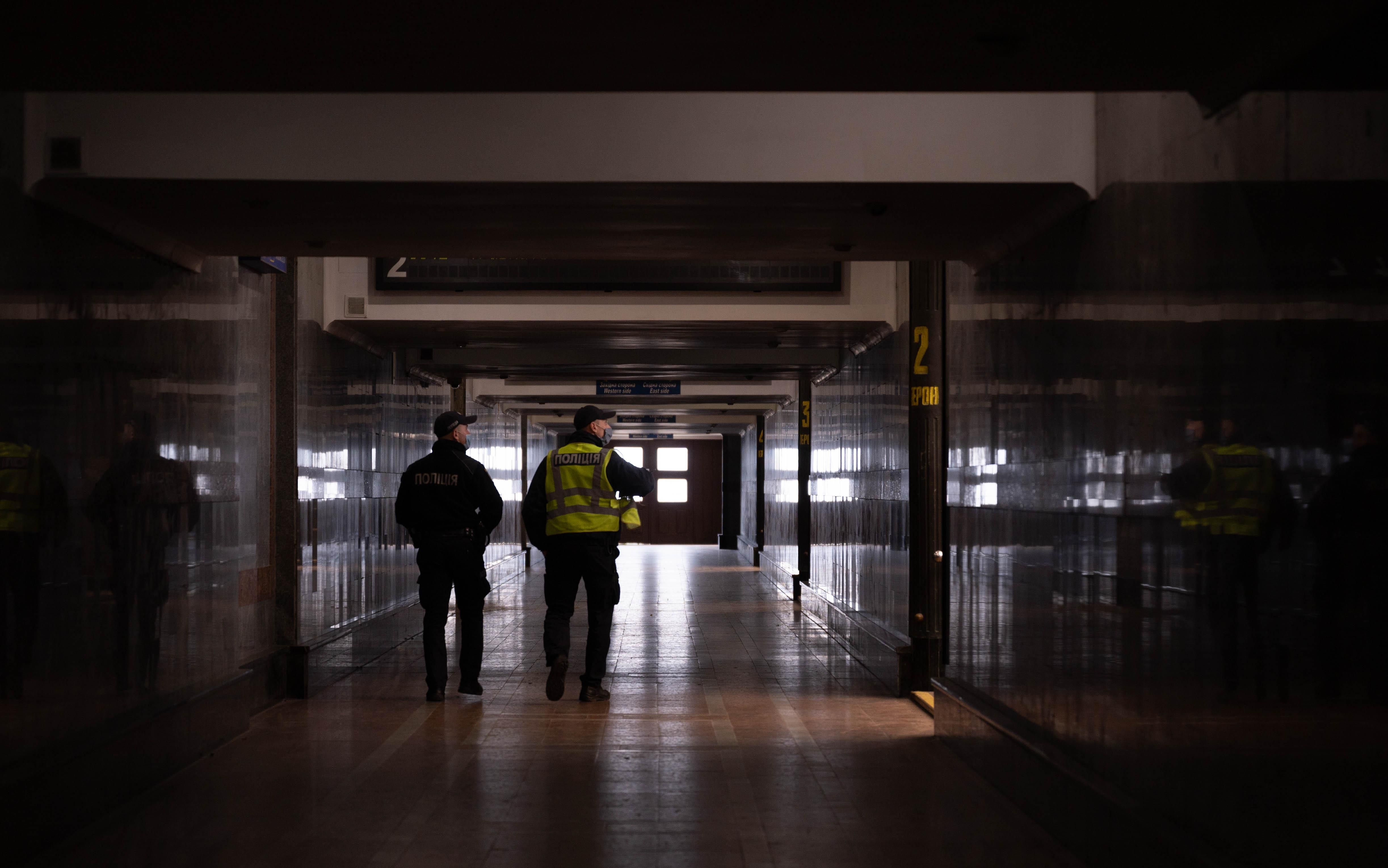 Суворі антиковідні правила для пасажирів: що відбувається на львівському вокзалі - Новини Львова - Львів Суворі антиковідні правила для пасажирів: що відбувається на львівському вокзалі - Новини Львова - Львів