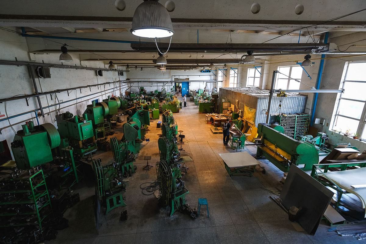 Нове життя житомирського заводу: Ukraїner дослідив, як відновлюють "Електровимірювач" - Новини Житомир - 24 Канал