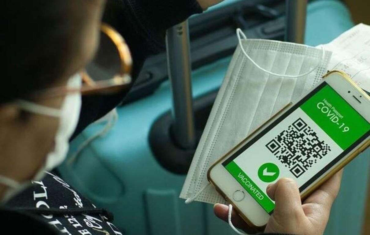 Майже 800 кримінальних проваджень, – у МВС відзвітували про виявлені фальшиві COVID-сертифікати - Україна новини - 24 Канал Майже 800 кримінальних проваджень, – у МВС відзвітували про виявлені фальшиві COVID-сертифікати - Україна новини - 24 Канал