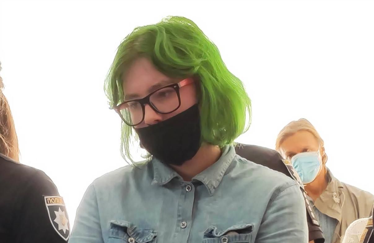 Дівчину, яка влаштувала стрілянину з арбалета в школі перевели з СІЗО до психіатричної лікарні - Новини Полтави - 24 Канал Дівчину, яка влаштувала стрілянину з арбалета в школі перевели з СІЗО до психіатричної лікарні - Новини Полтави - 24 Канал