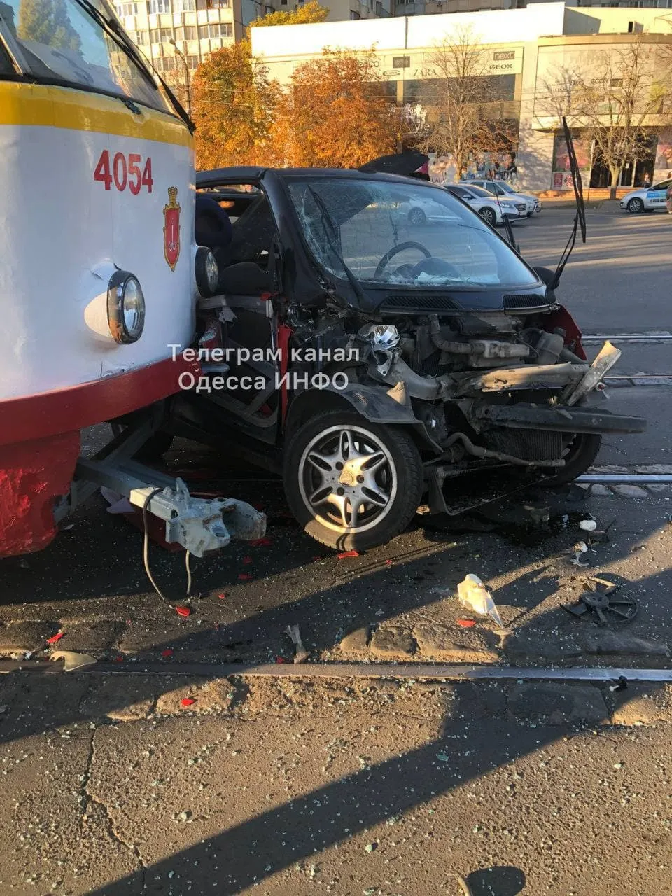 Аварія трамвая та Smart в Одесі 