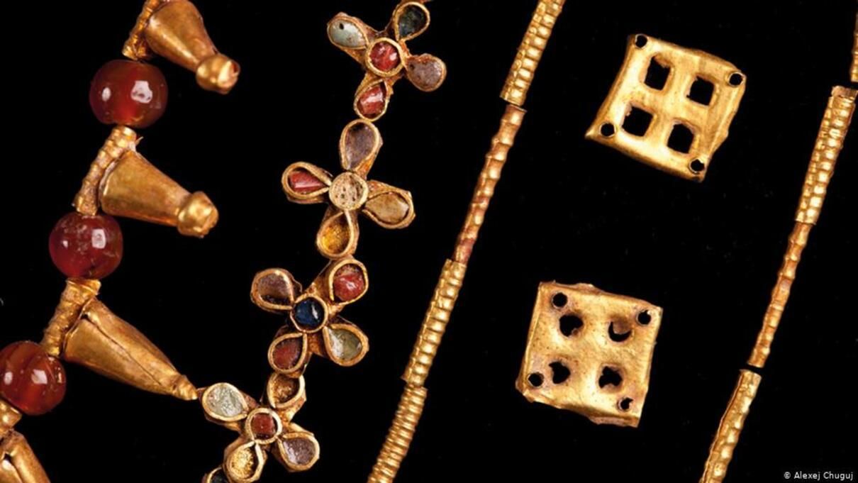 Кому достанется "скифское золото" из Крыма: суд Амстердама огласит решение Кому достанется "скифское золото" из Крыма: суд Амстердама огласит решение