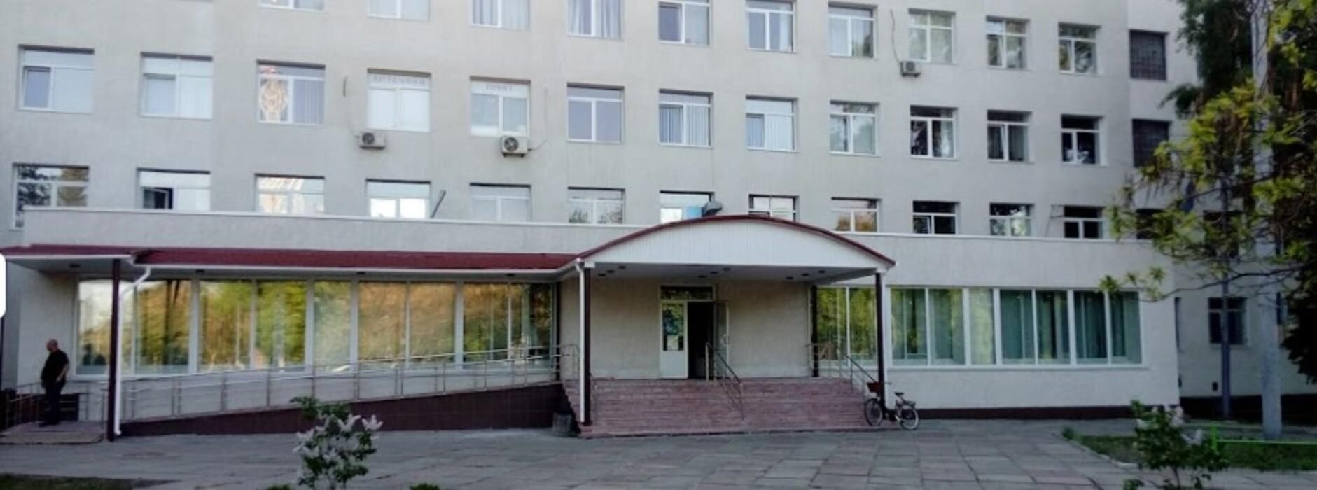 У Києві пенсіонерка випала з вікна COVID-відділення лікарні - Новини Києва сьогодні - Київ