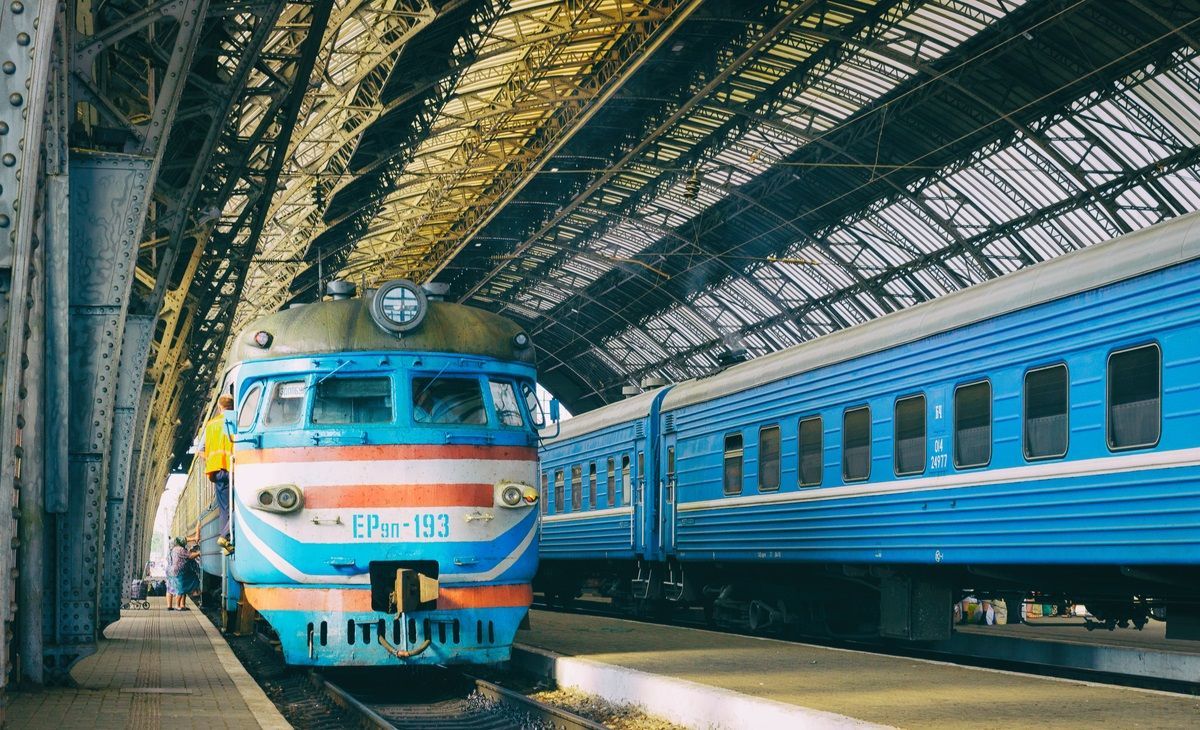 Заводам Укрзалізниці нав'язують корупційні схеми, за якими стоїть радник Шахова Самбожук, – ЗМІ Заводам Укрзалізниці нав'язують корупційні схеми, за якими стоїть радник Шахова Самбожук, – ЗМІ