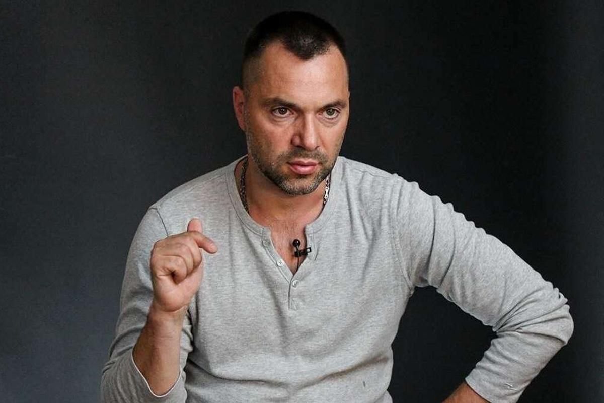 Росія – це фабрика понтів, – Арестович каже, що вторгнення в Україну буде катастрофою для Путіна - 24 Канал Росія – це фабрика понтів, – Арестович каже, що вторгнення в Україну буде катастрофою для Путіна - 24 Канал