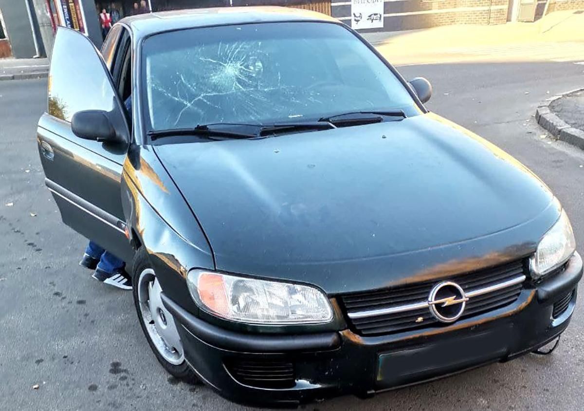 Авто збило коляску з однорічною дитиною у Рівному: хлопчик в реанімації - Новини Рівного - 24 Канал Авто збило коляску з однорічною дитиною у Рівному: хлопчик в реанімації - Новини Рівного - 24 Канал